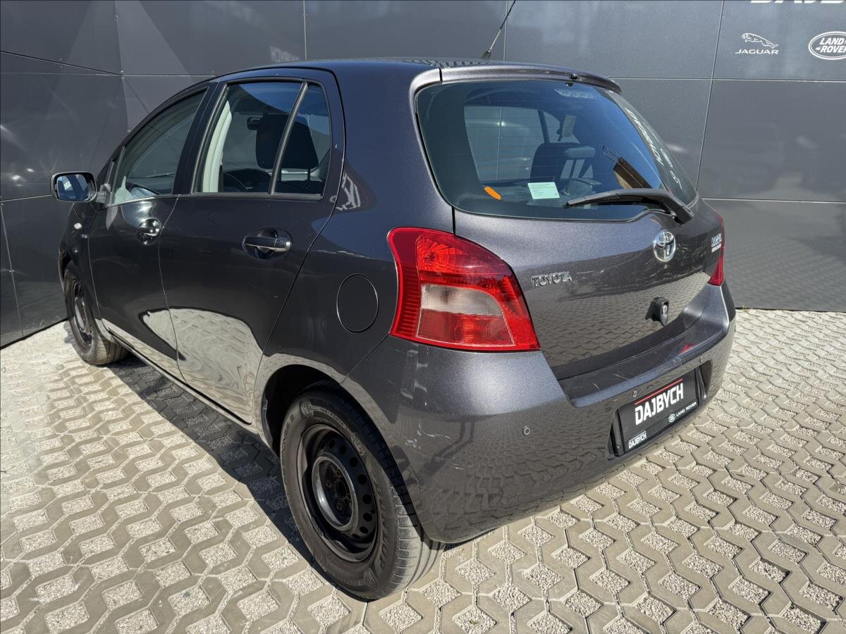 Toyota Yaris Hatchback 1,4 l 66 kw