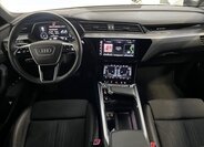 Audi Q8 e-tron SUV 0,0 300 kw