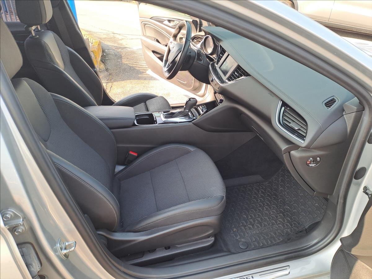 Opel Insignia Liftback 2,0 l 125 kw