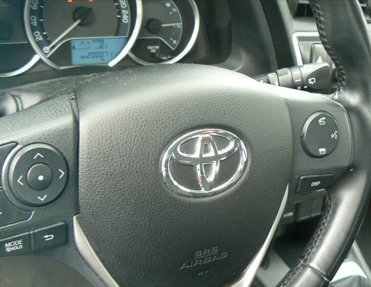 Toyota Auris 21