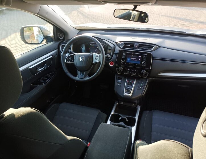 Honda CR-V 8
