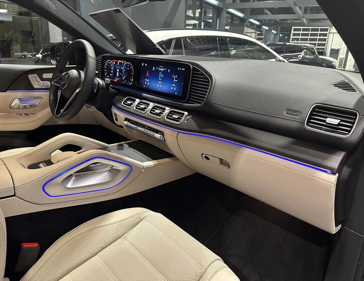 Mercedes-Benz GLE 16