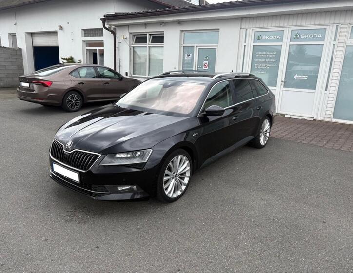 Škoda Superb 1