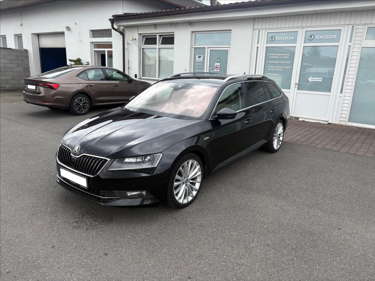 Škoda Superb