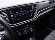 Volkswagen T-Roc 18
