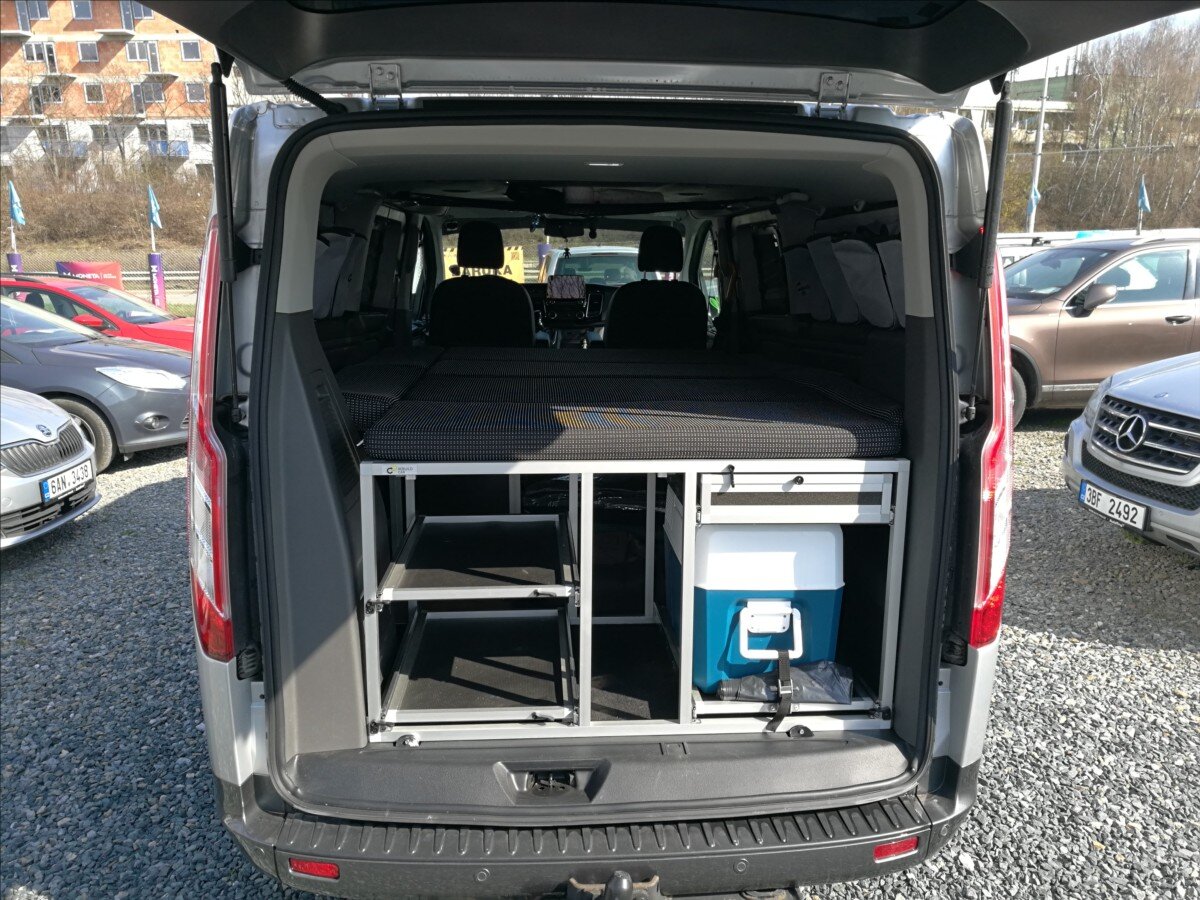 Ford Tourneo Custom MPV 2,0 l 110 kw