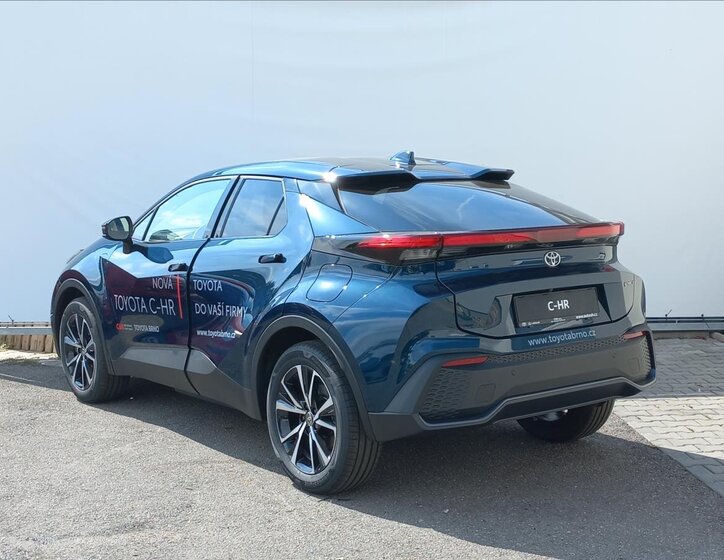 Toyota C-HR Hatchback 2,0 l 111 kw