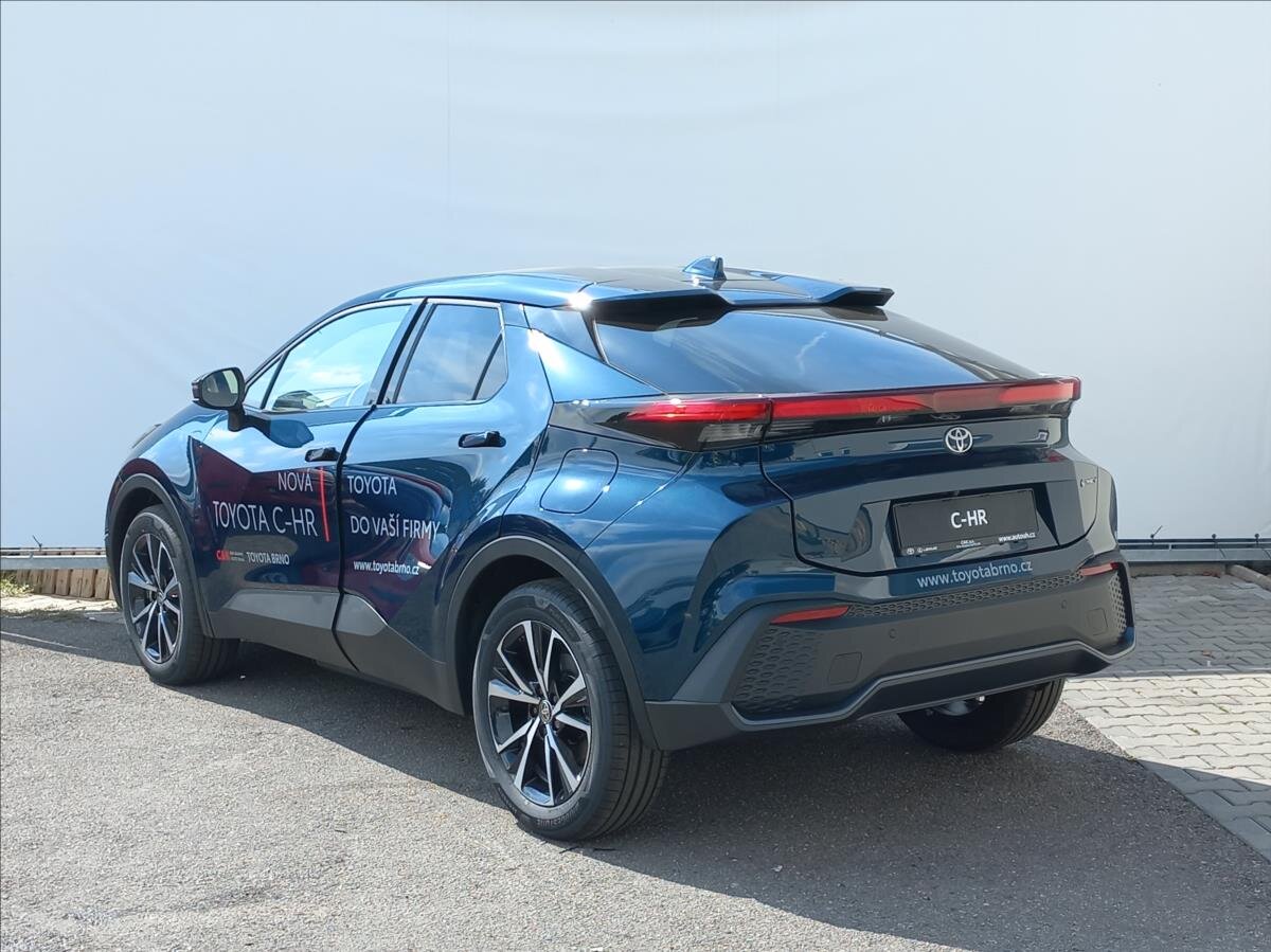 Toyota C-HR Hatchback 2,0 l 111 kw