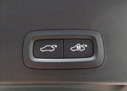 Volvo XC40 SUV 2,0 l 120 kw