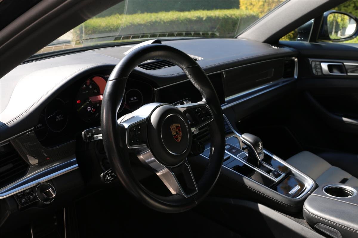 Porsche Panamera Hatchback 2,9 l 243 kw
