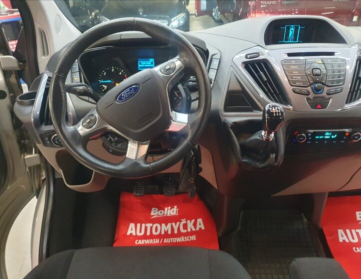 Ford Tourneo Custom Kombi 2,2 l 92 kw