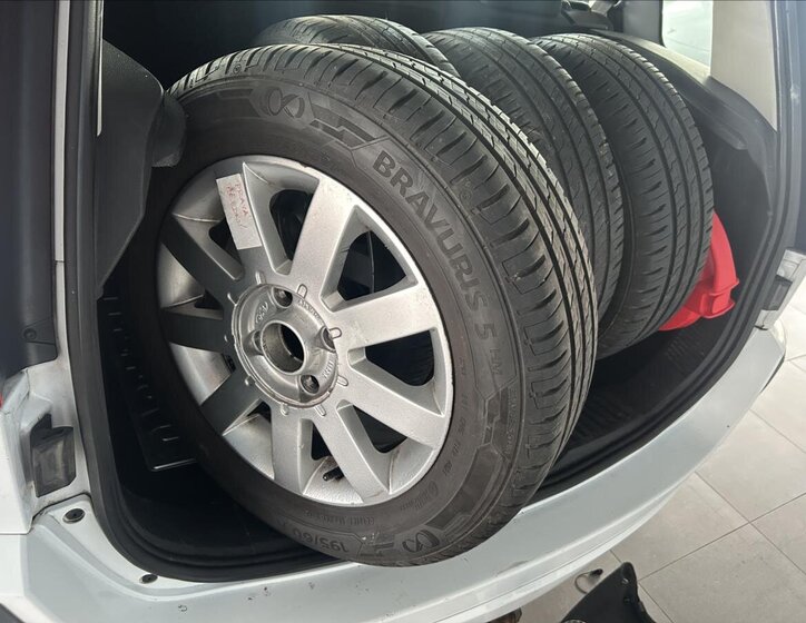 Ford Fusion Hatchback 1,4 l 59 kw