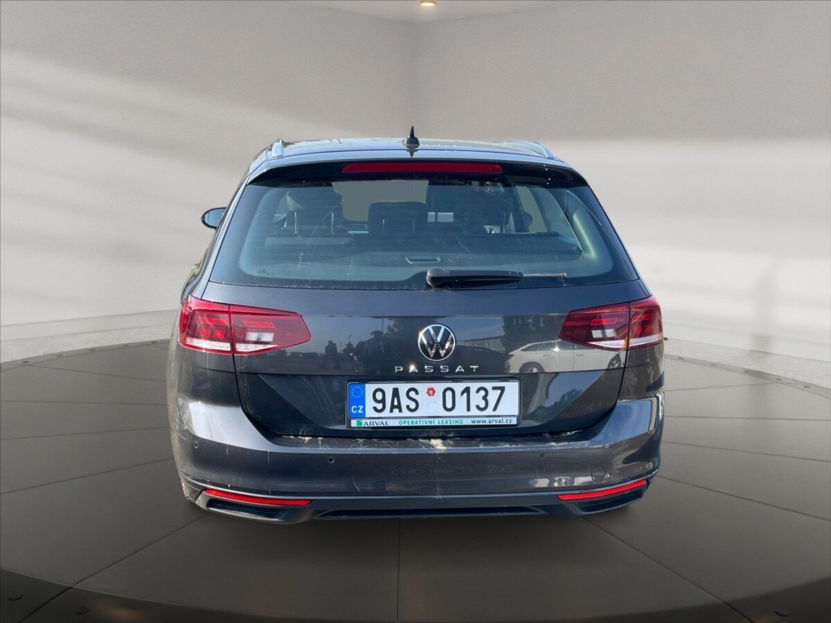 Volkswagen Passat Kombi 1,5 l 110 kw