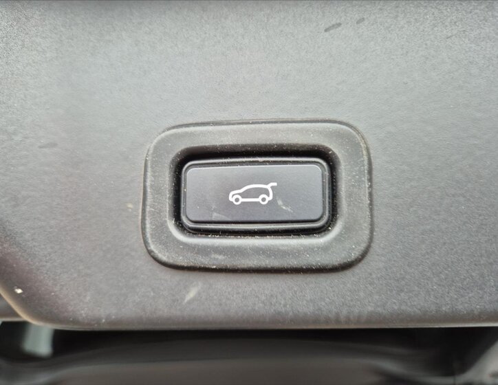 Land Rover Range Rover Evoque SUV / Terénní 2,0 l 221 kw