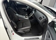 Volvo V60 16