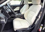 Jaguar F-Pace SUV / Terénní 3,0 l 221 kw