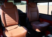 Land Rover Defender SUV / Terénní 2,4 l 90 kw