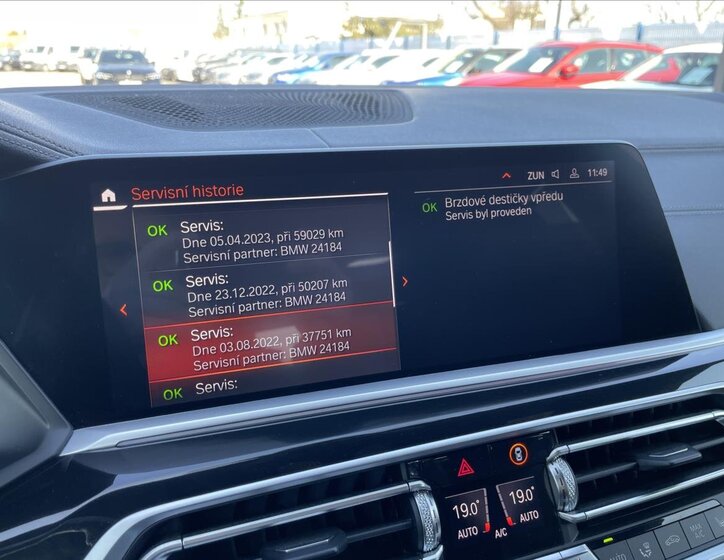 BMW X7 SUV / Terénní 3,0 l 195 kw