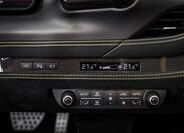 Ferrari Ostatní Kabriolet 3,9 l 530 kw