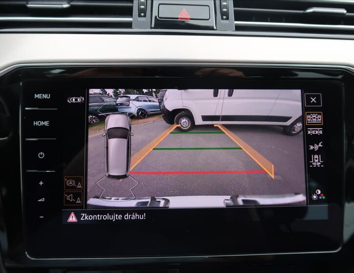 Volkswagen Passat 16