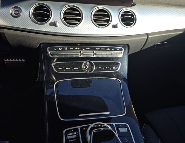 Mercedes-Benz Třídy E 15