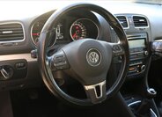 Volkswagen Golf Kombi 1,6 l 77 kw