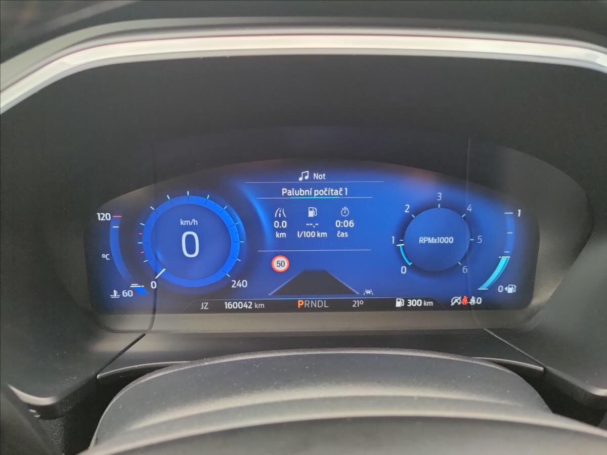 Ford Kuga SUV / Terénní 2,0 l 140 kw