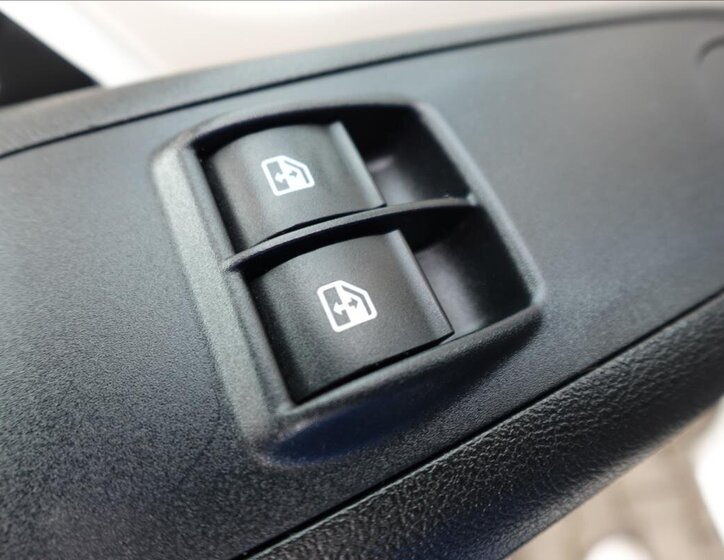 Peugeot Boxer Skříň 2,0 l 120 kw