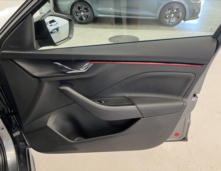 Škoda Kamiq SUV 1,5 l 110 kw