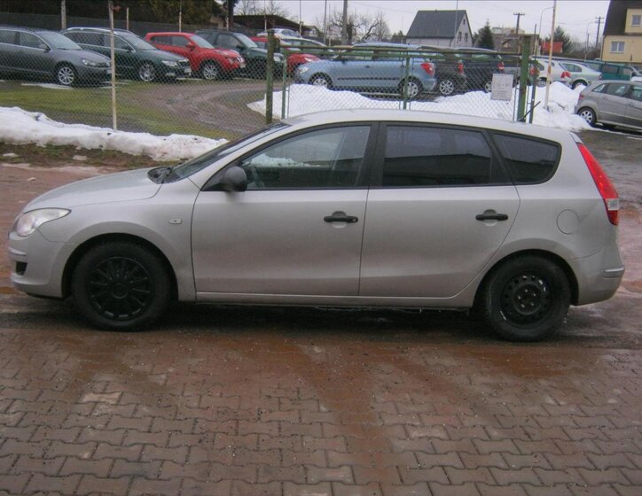 Hyundai i30 Kombi 1,6 l 92 kw