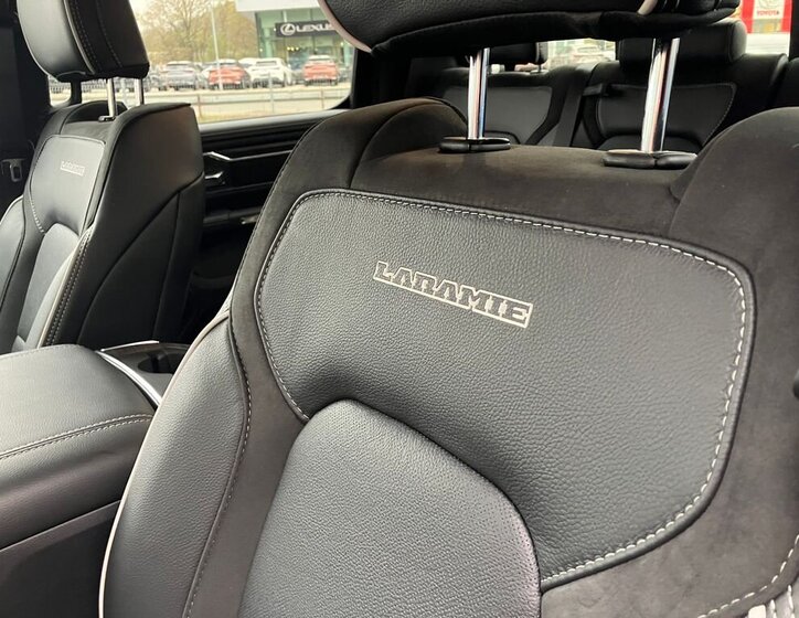 Dodge RAM Pick-up 3,0 l 313 kw