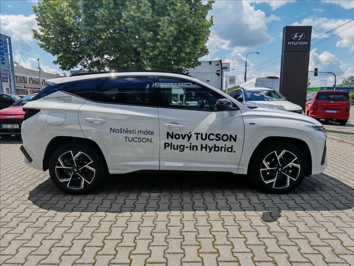 Hyundai Tucson SUV / Terénní 1,6 l 185 kw