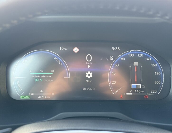 Toyota RAV4 SUV / Terénní 2,5 l 131 kw