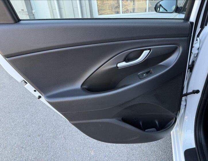 Hyundai i30 Kombi 1,4 l 103 kw