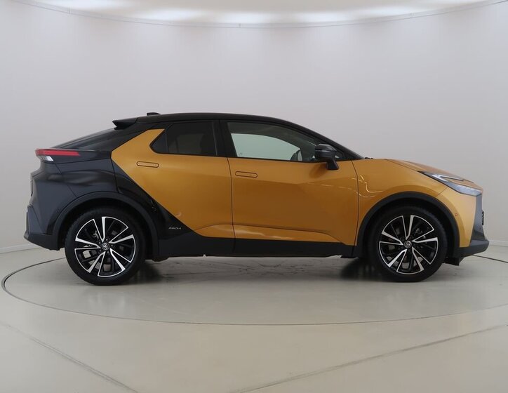 Toyota C-HR SUV / Terénní 2,0 l 112 kw
