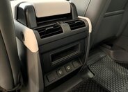 Land Rover Defender SUV 3,0 l 183 kw