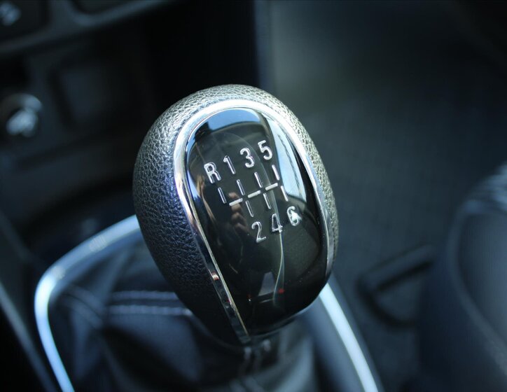 Opel Mokka SUV / Terénní 1,7 l 96 kw