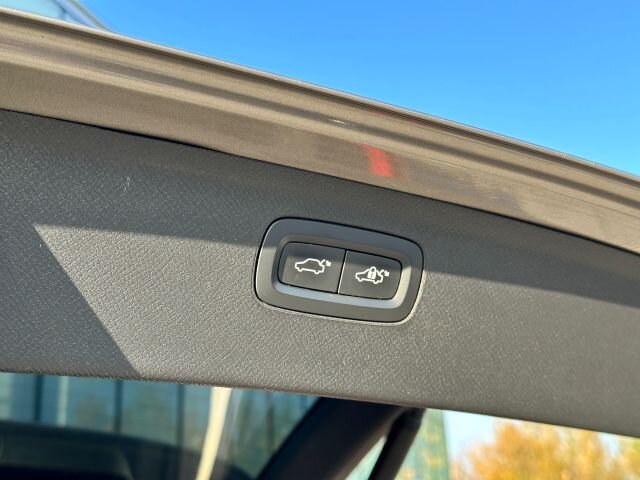 Volvo XC90 SUV 2,0 l 173 kw