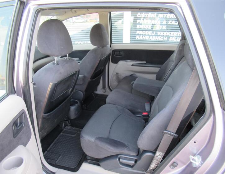 Mitsubishi Grandis 20