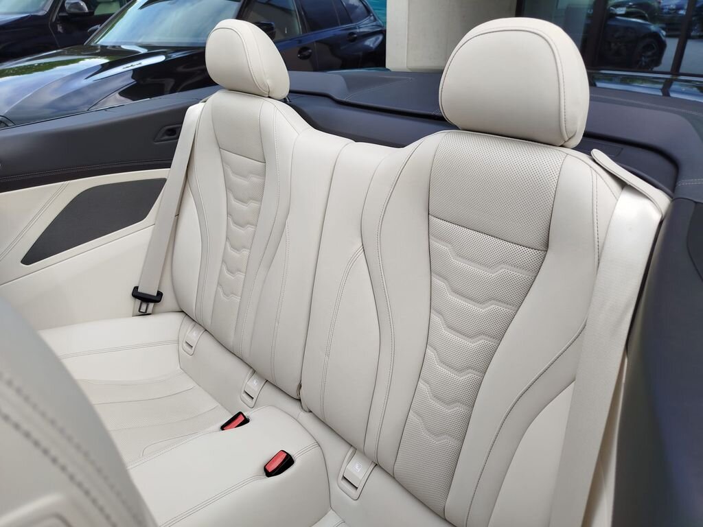 BMW Řada 8 Kabriolet 4,4 l 390 kw