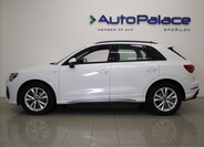 Audi Q3 5