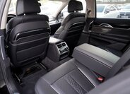 BMW Řada 7 Sedan / Limuzína 4,4 l 390 kw