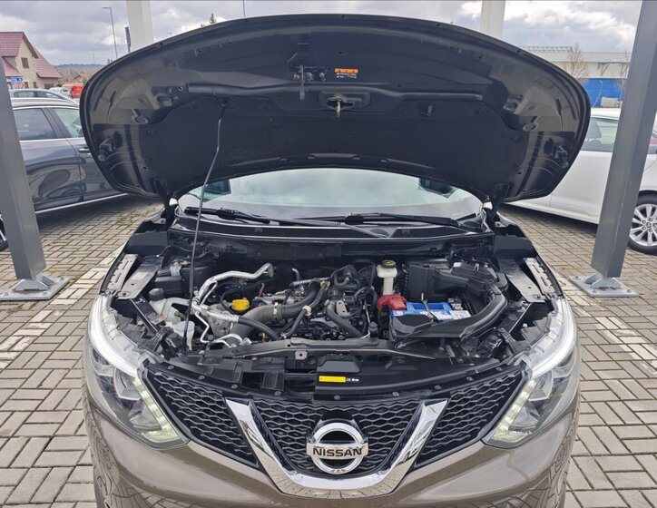 Nissan Qashqai SUV / Terénní 1,2 l 85 kw