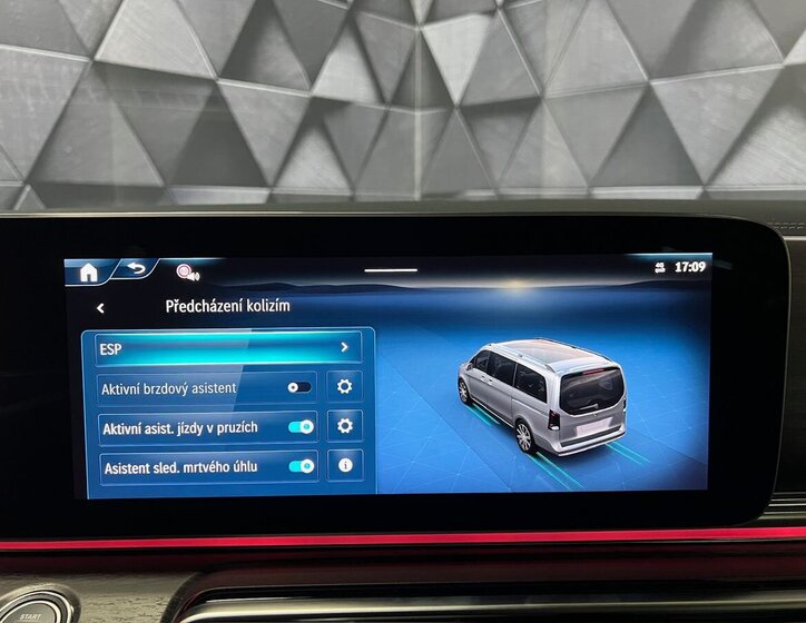 Mercedes-Benz Třídy V 22