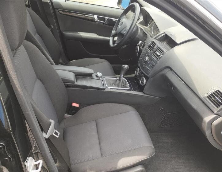 Mercedes-Benz Třídy C 8