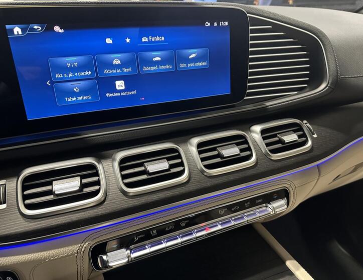 Mercedes-Benz GLE 15