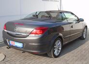 Opel Astra 8