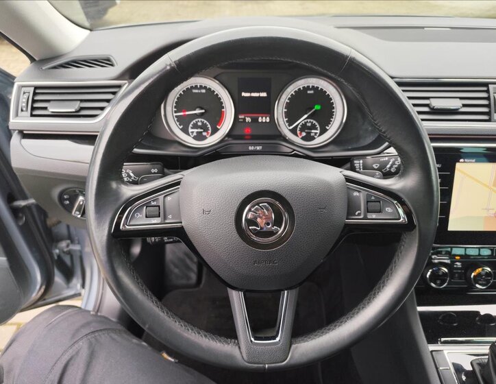 Škoda Superb Kombi 2,0 l 140 kw