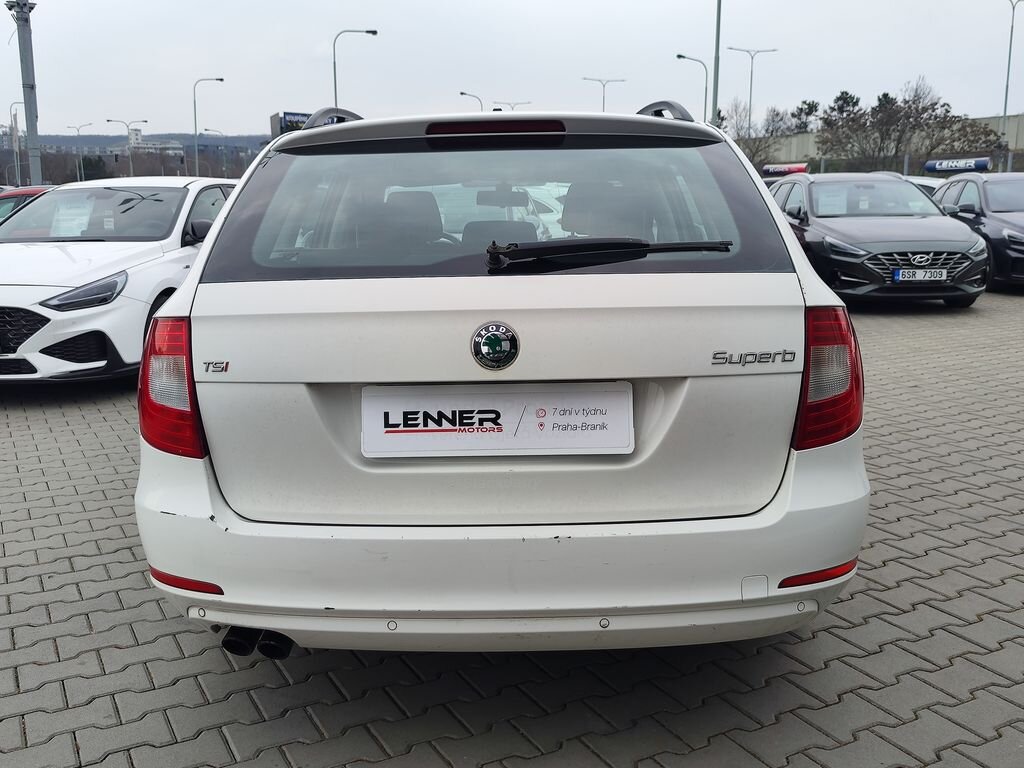 Škoda Superb Kombi 1,8 l 118 kw