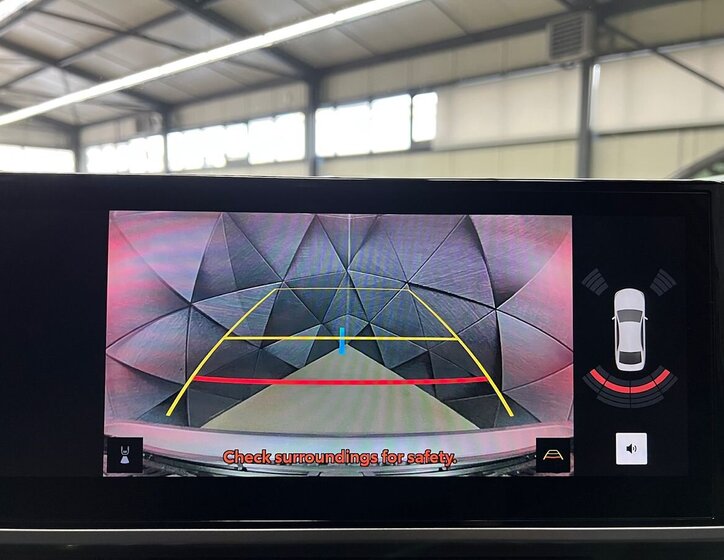 Toyota Camry Sedan / Limuzína 2,5 l 169 kw